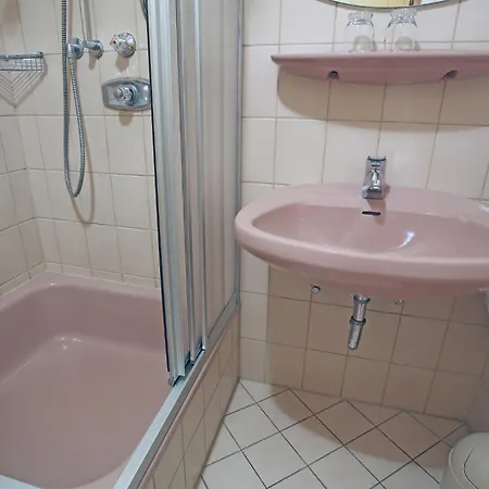 Modern In Sauerland With Balcony Apartamento