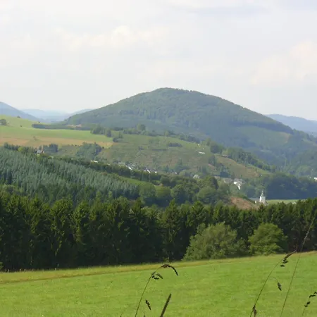 Apartamento Modern In Sauerland With Balcony Schmallenberg