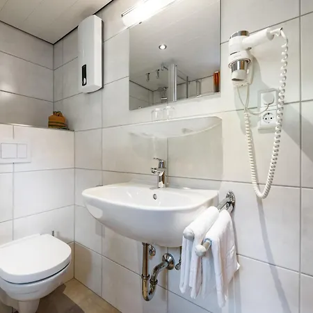 Modern In Sauerland With Balcony Apartamento *